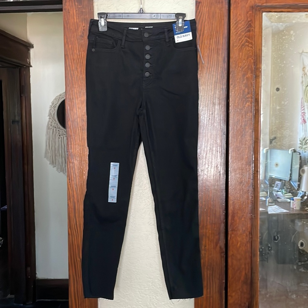 Old Navy Rockstar Super Skinny Black Jean